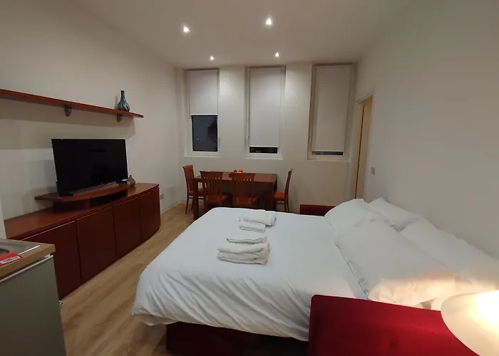 Patecchio2-ieo Fondazione Prada Villaggio Olimpico ميلان